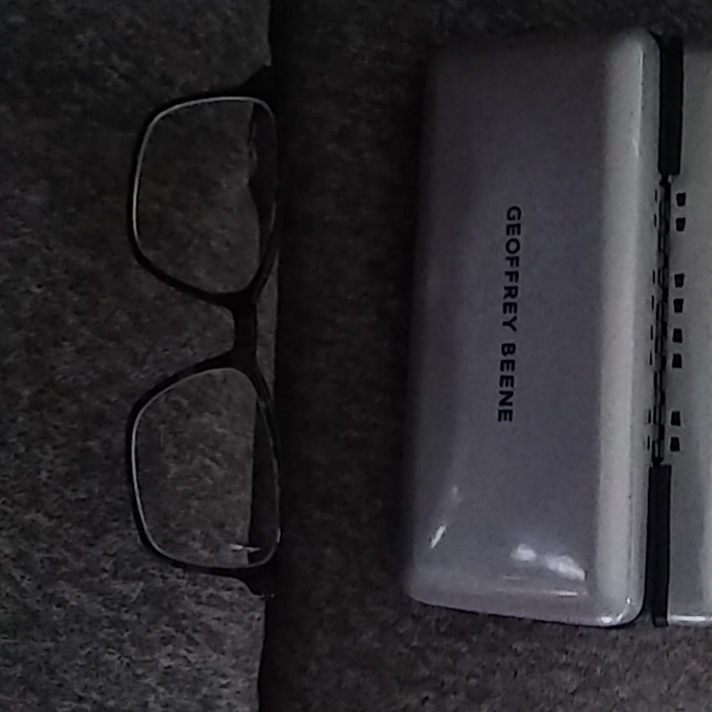 Geoffrey Beene Glasses-Excellent Conditiom